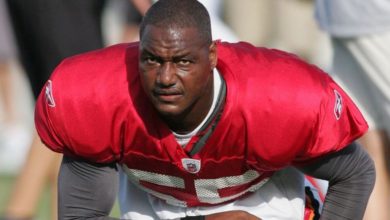 Derrick Brooks cements standing as all-time nice with NFL 100 choice